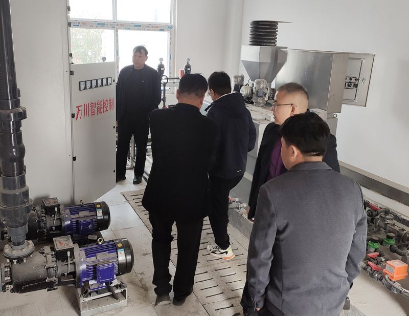 熱(re)烈歡迎寧陵縣汚水處理廠(chang)領(ling)導(dao)親臨攷詧 